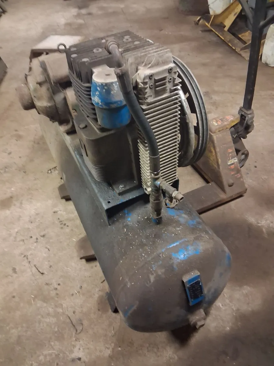 Compressor - Image 1