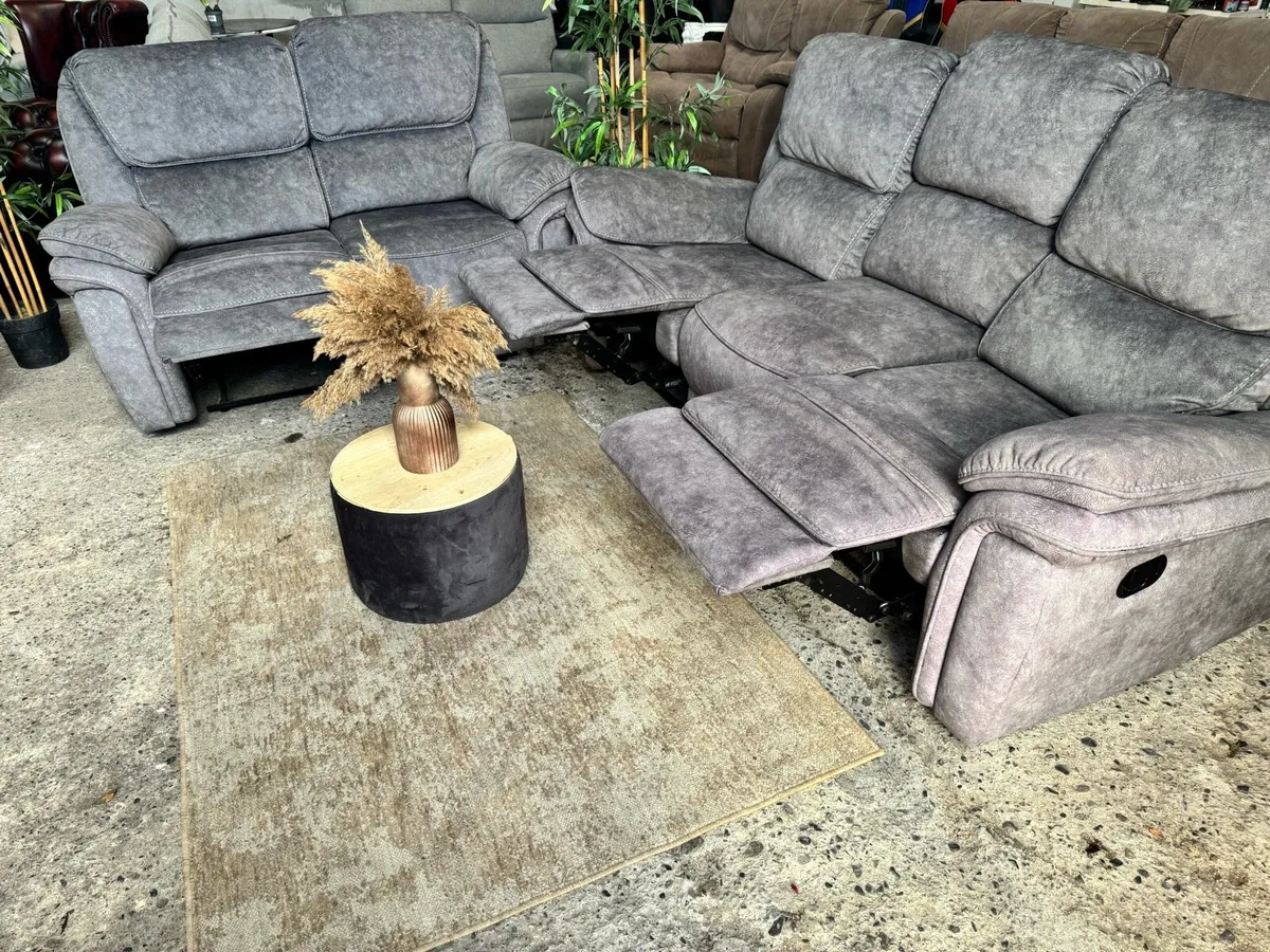 Very good condition 3+2 seater grey recliners - Image 2