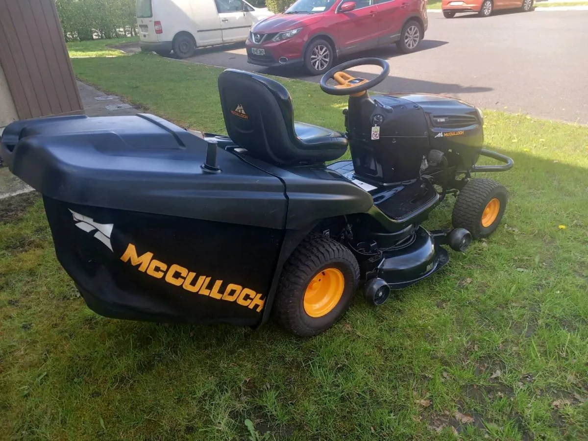 Ride on lawnmower - Image 4