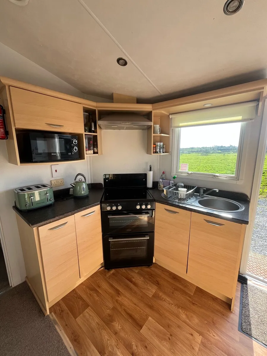 Willerby Winchester 38x12 - Image 1