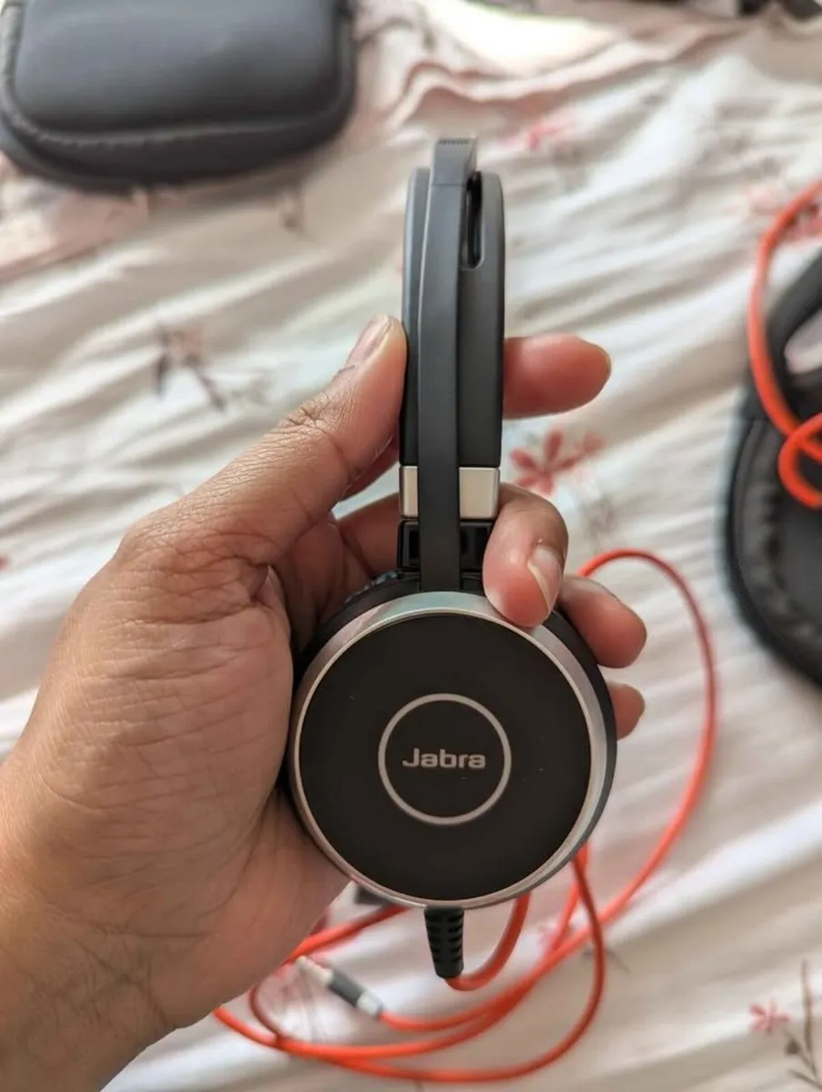 Headphones - Image 4