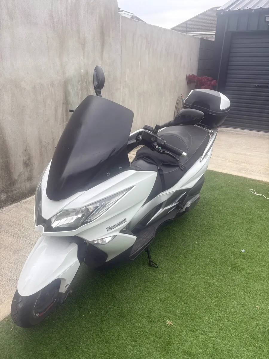 Motorbike/ Scooter - Image 1