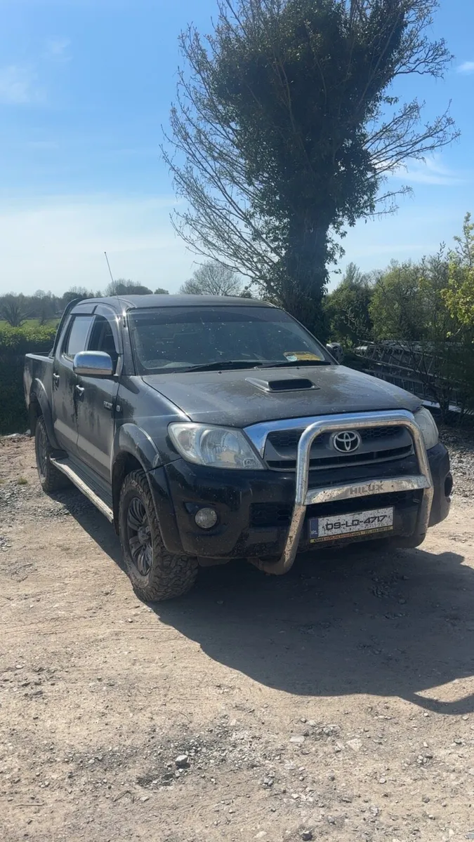 Toyota hilux 3.0 - Image 1