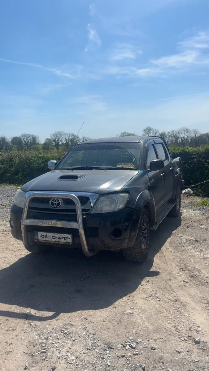 Toyota hilux 3.0 - Image 2