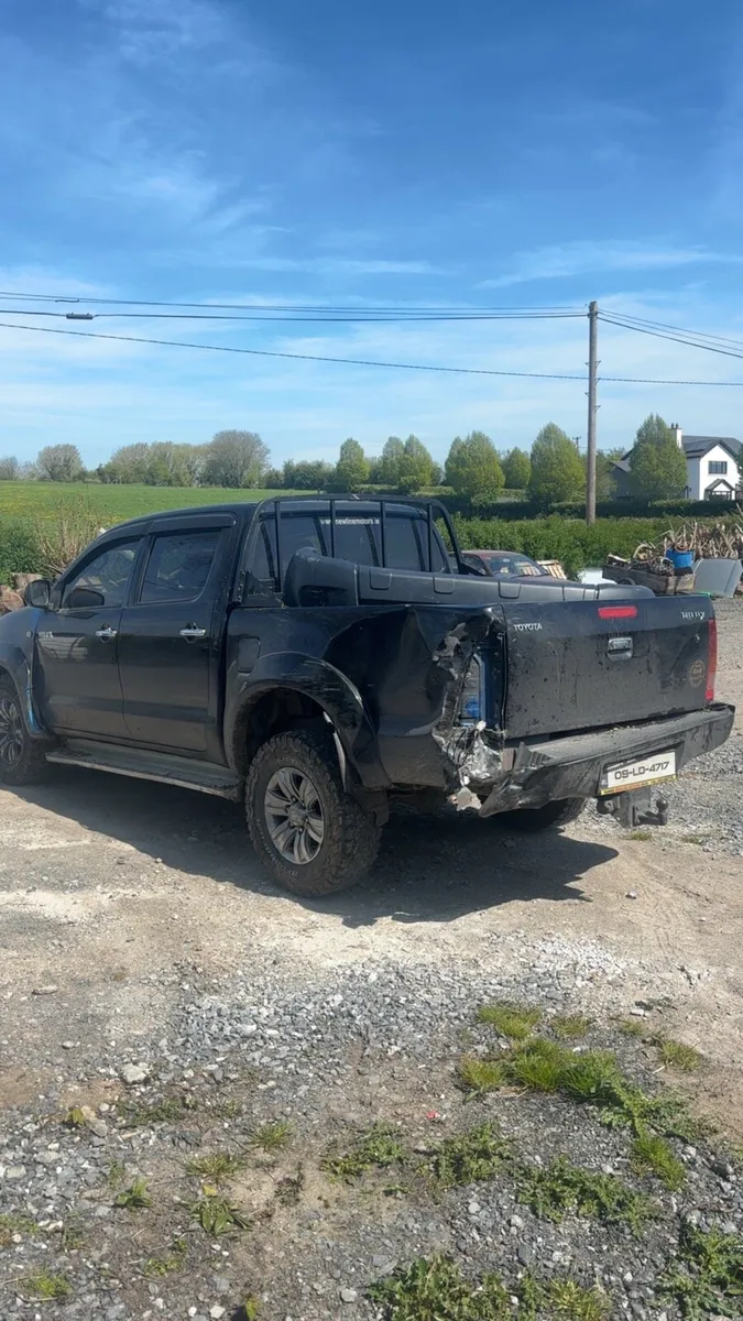 Toyota hilux 3.0 - Image 3