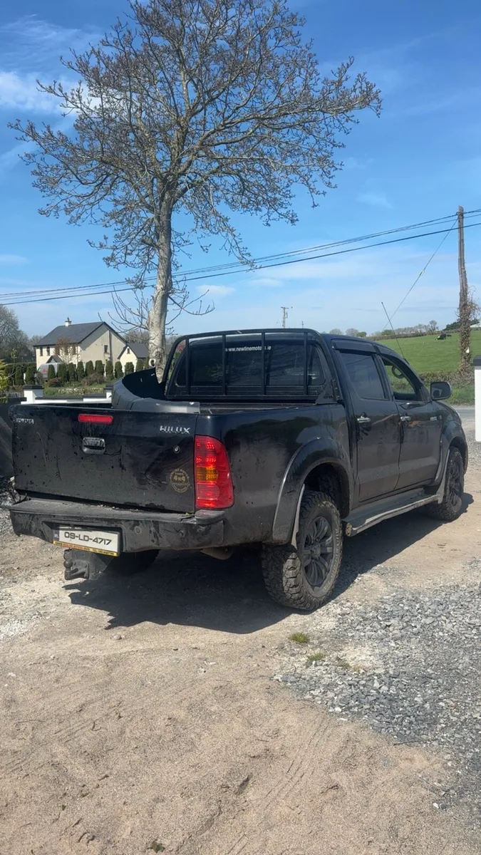 Toyota hilux 3.0 - Image 4