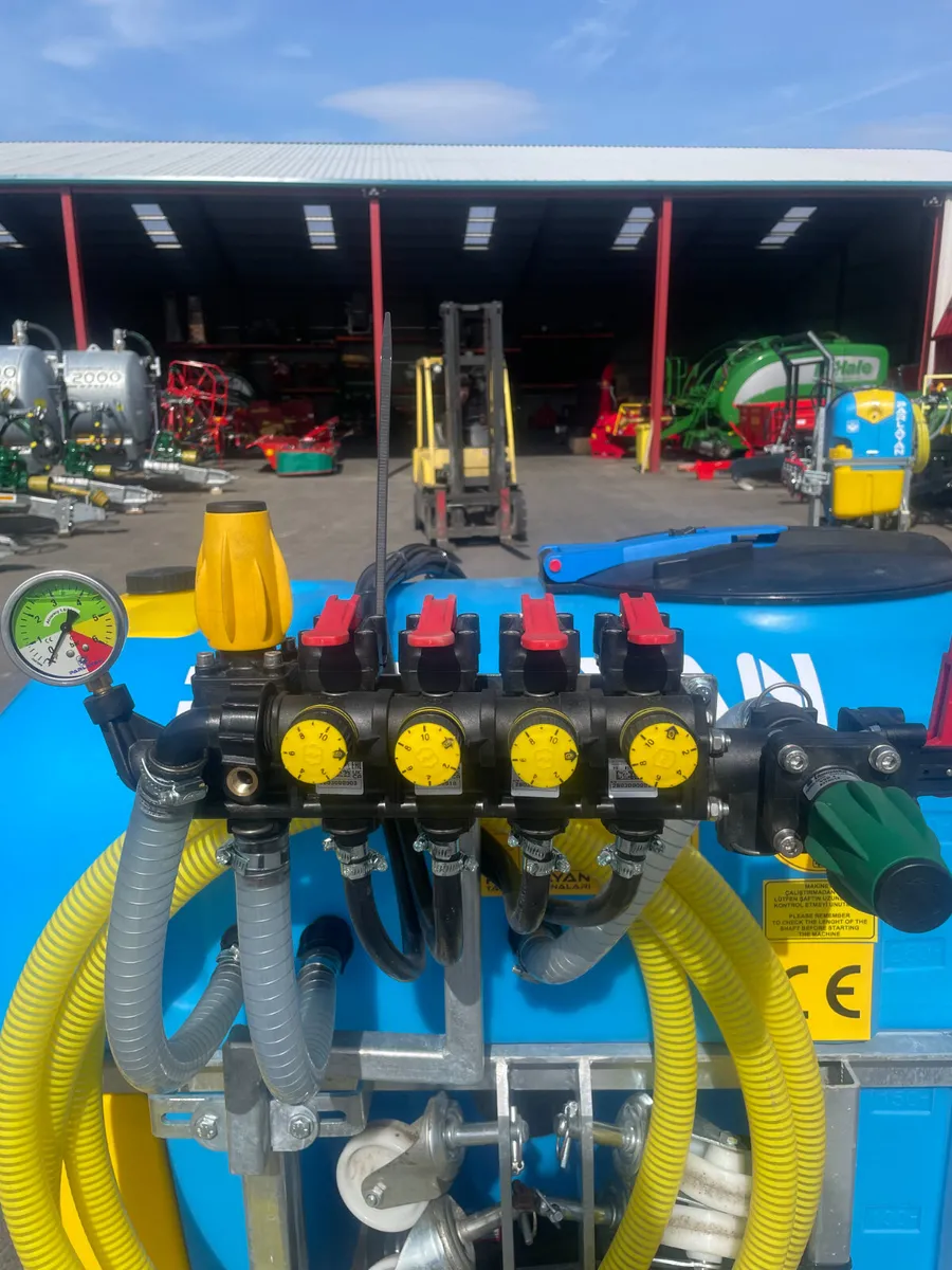 Parlayan 400L Sprayer - Image 2