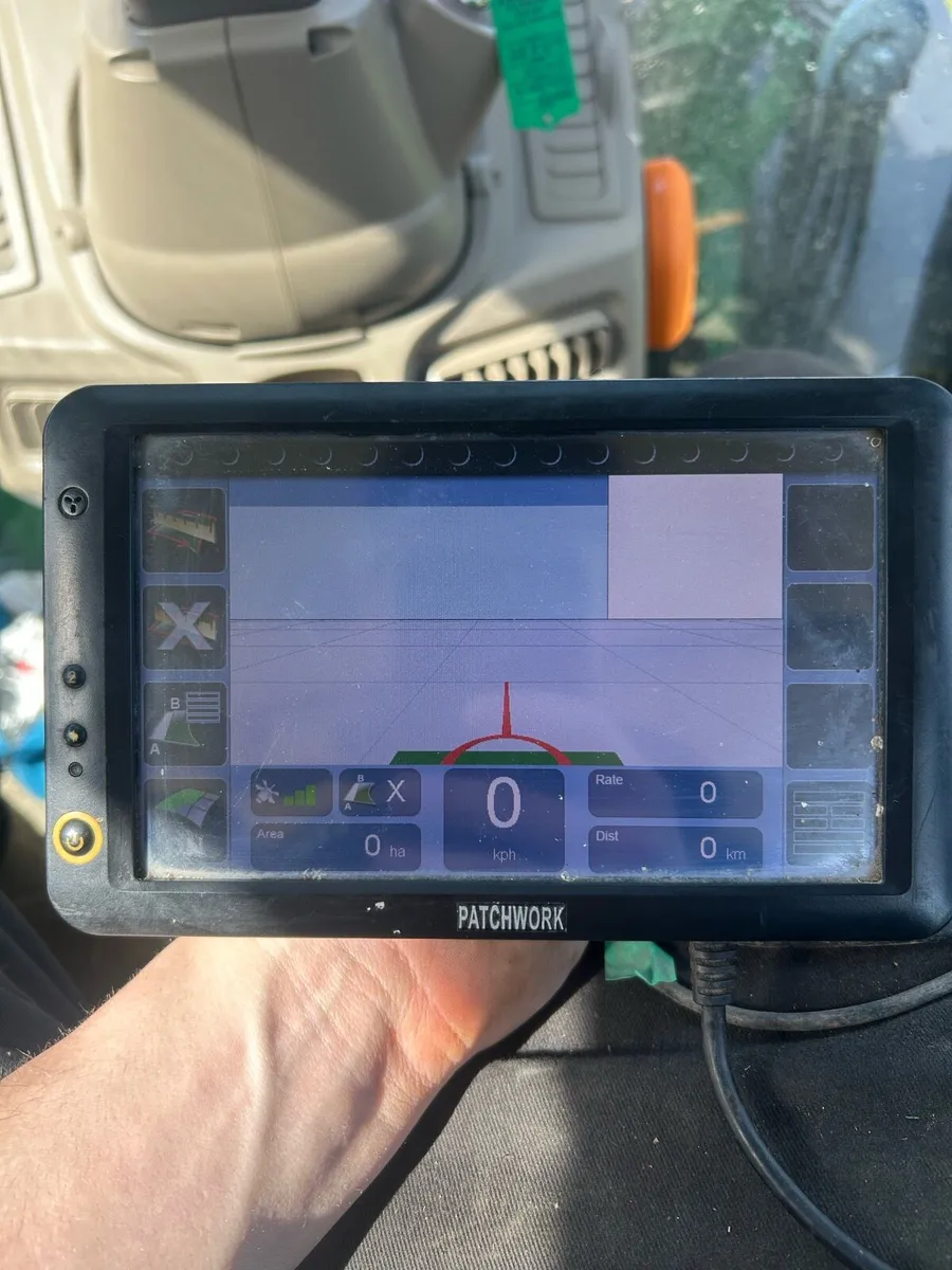 Patchwork gps - Image 1