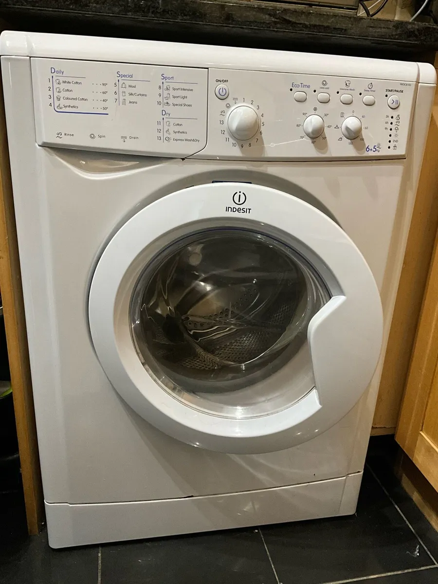 Indesit Washer Dryer – Working Well - Salthill - Image 1