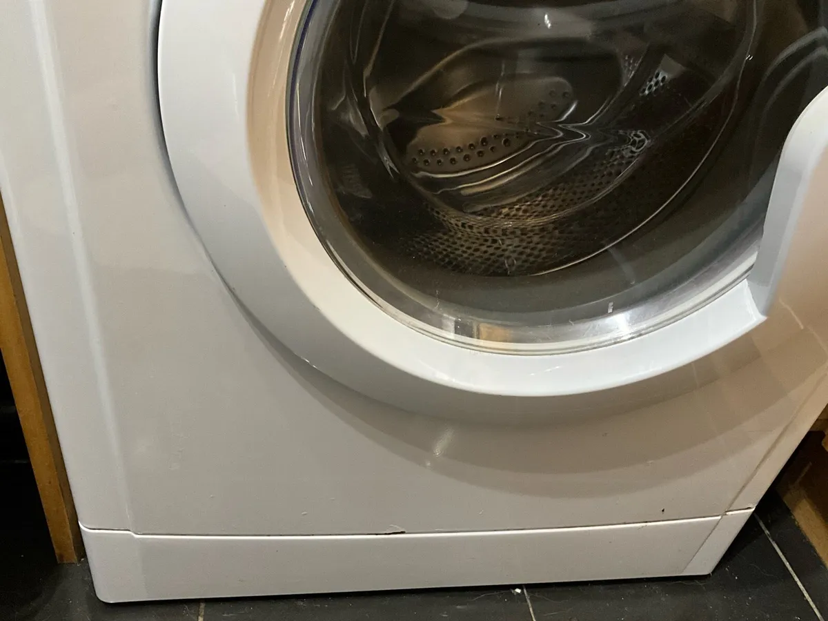 Indesit Washer Dryer – Working Well - Salthill - Image 3