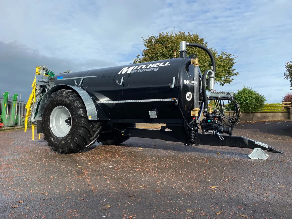 Mitchell 2250 Slurry Tanker c/w 9m Dribble Bar - Image 1