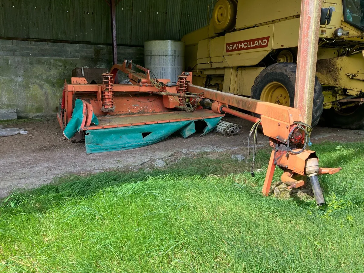 Taarup 4032 mower - Image 2