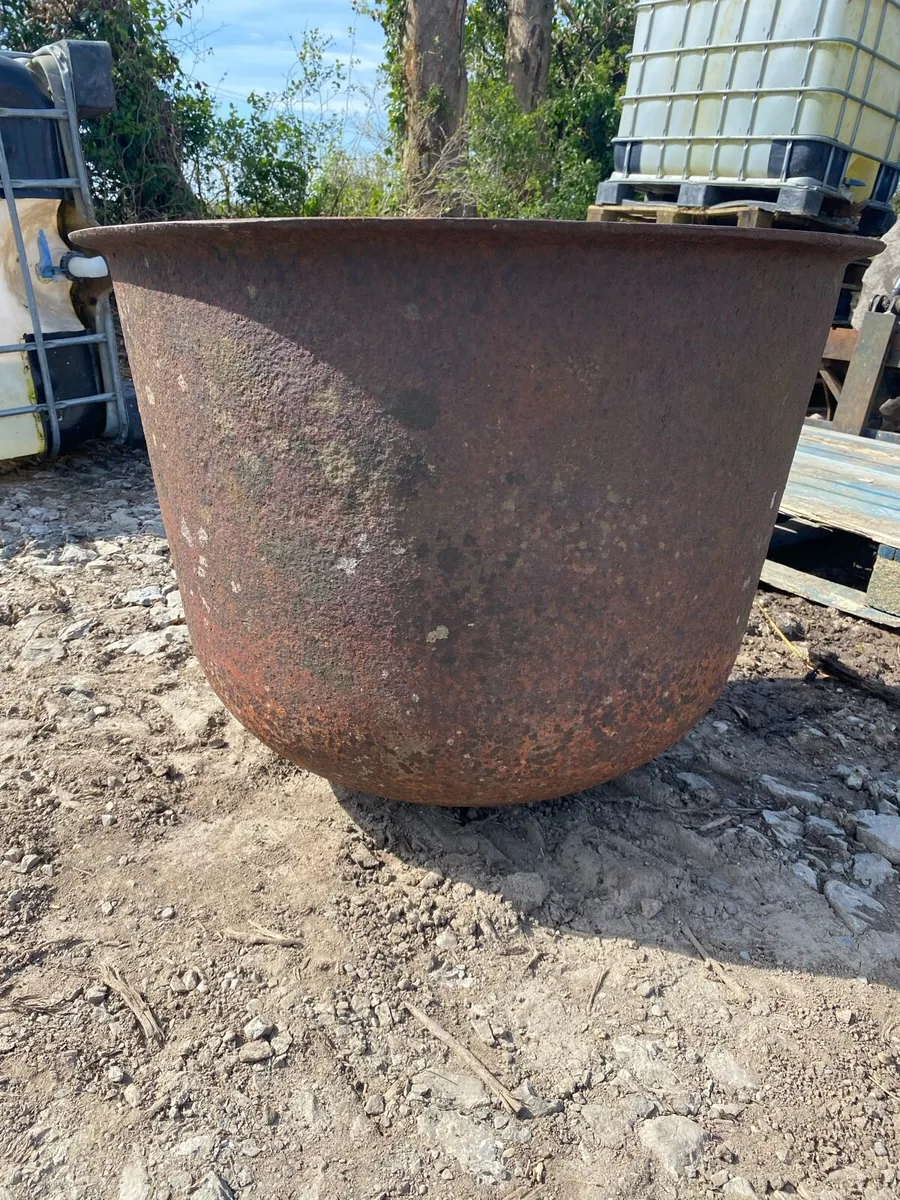 Vintage machinery Famine pot. - Image 3
