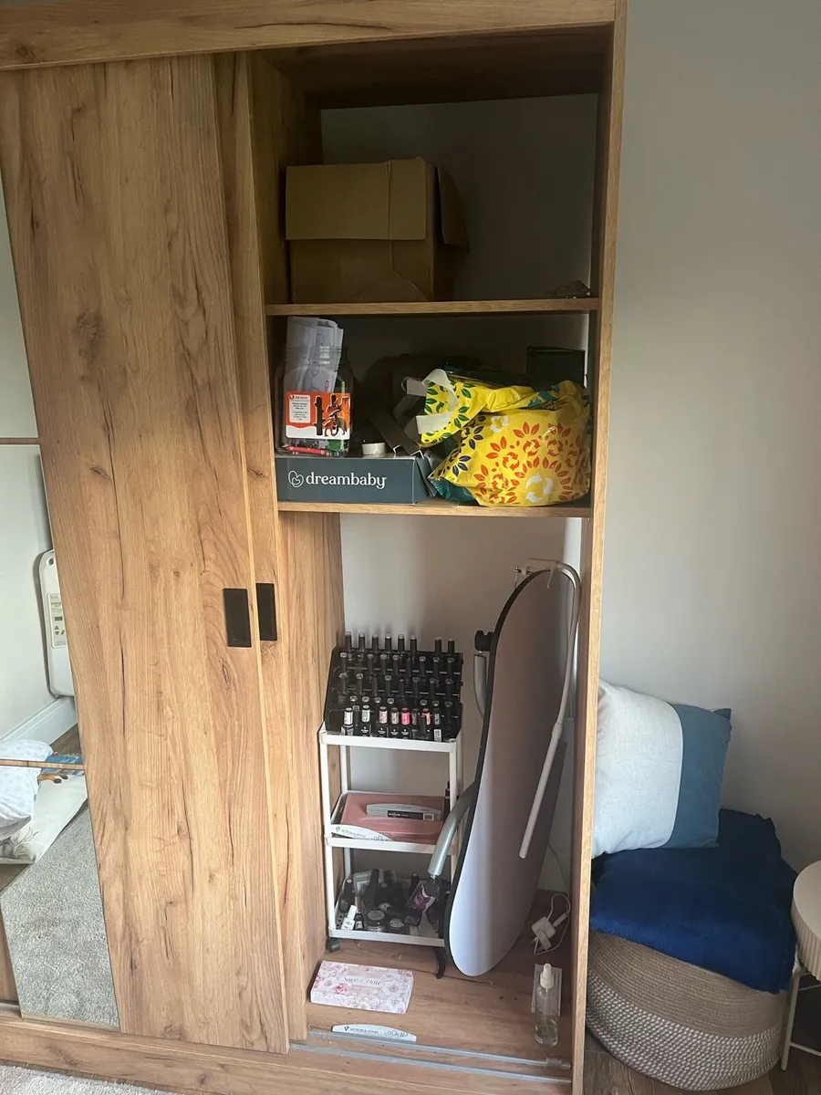 Jysk Warddrobe with sliding doors - Image 4