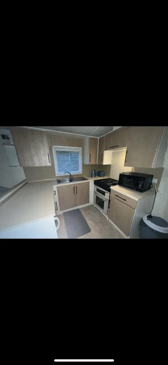 Mobile Home - Image 1