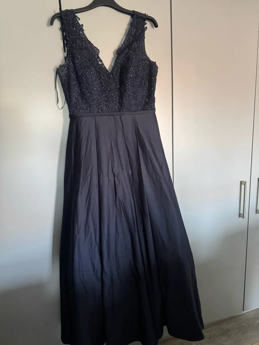 Navy debs dress - Image 3