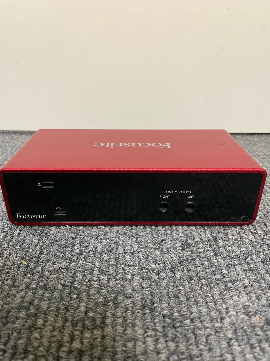 Focusrite scarlet 2i2 usb interface - Image 2