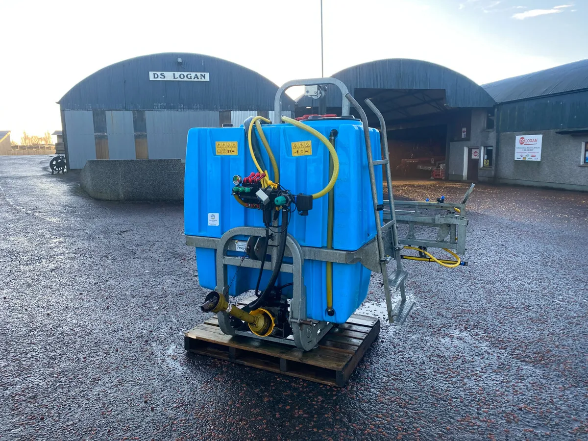 Biardzki 1000L Sprayer - Image 2