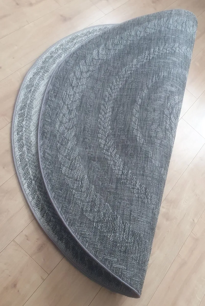 Double Sided Carpet Mat Rug 160cm Diameter - Image 3