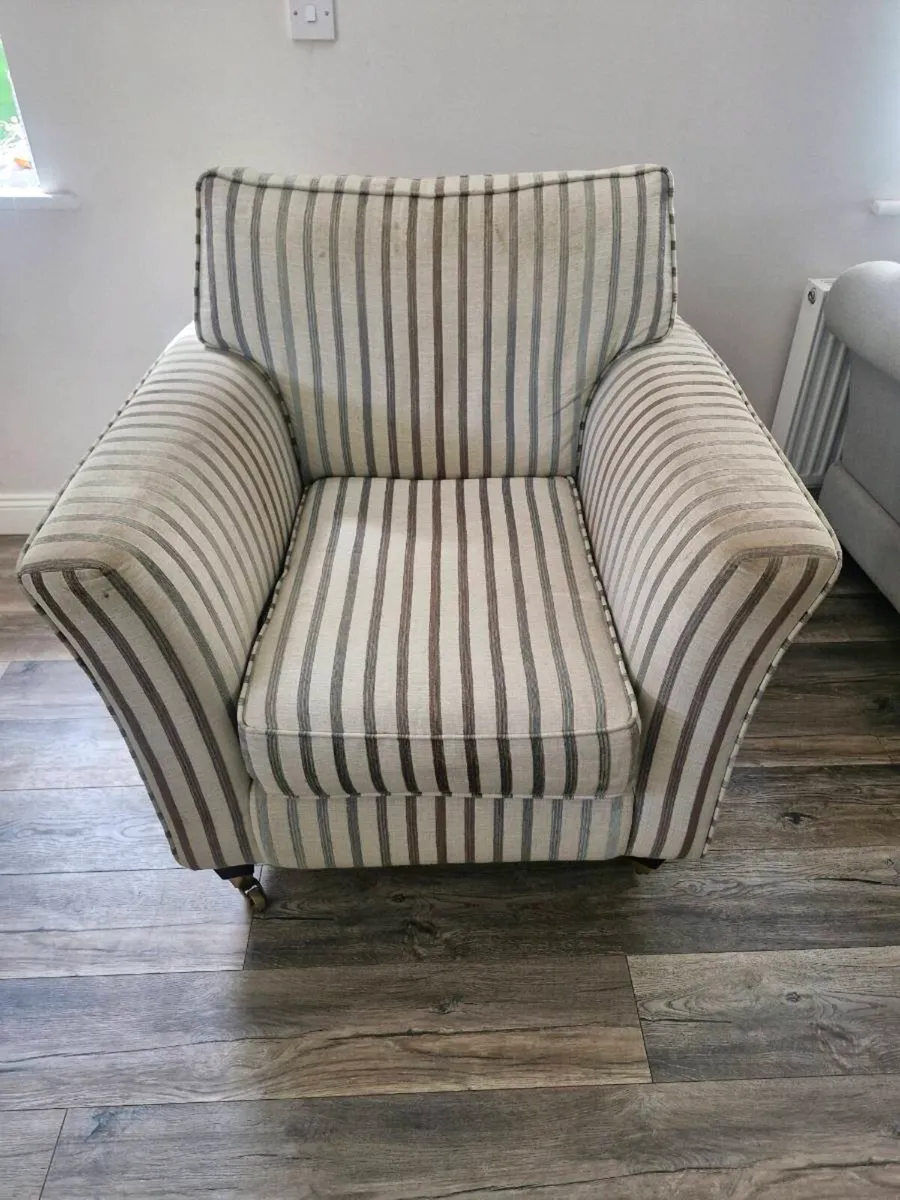 Armchair, 2 Seater and 3 Seater Sofas. - Image 3