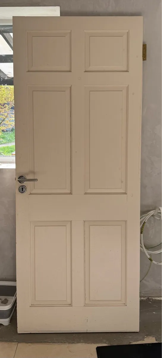 5 Wooden doors- MUST GO ASAP - Image 1