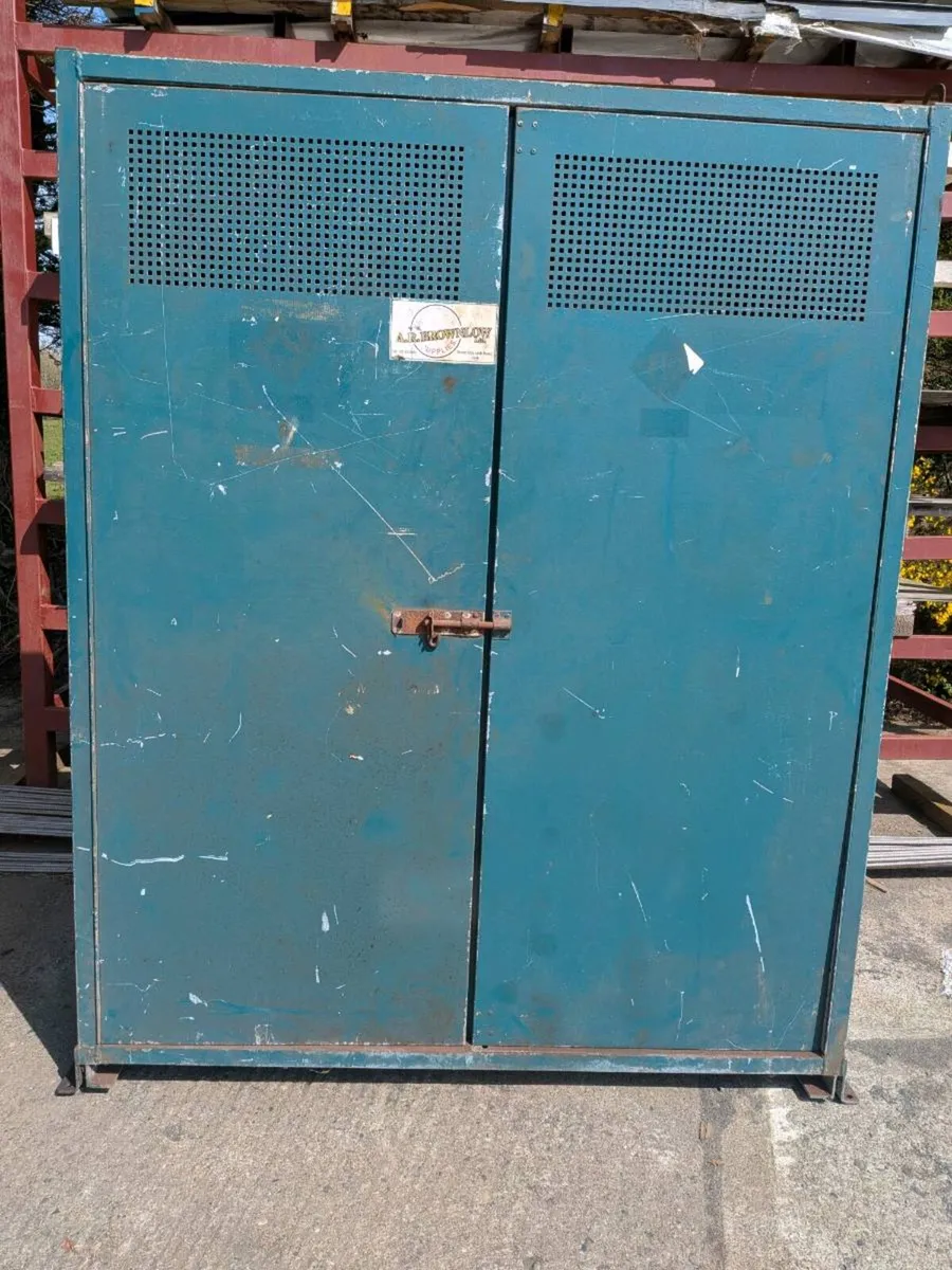 Steel Cabinet - Image 1
