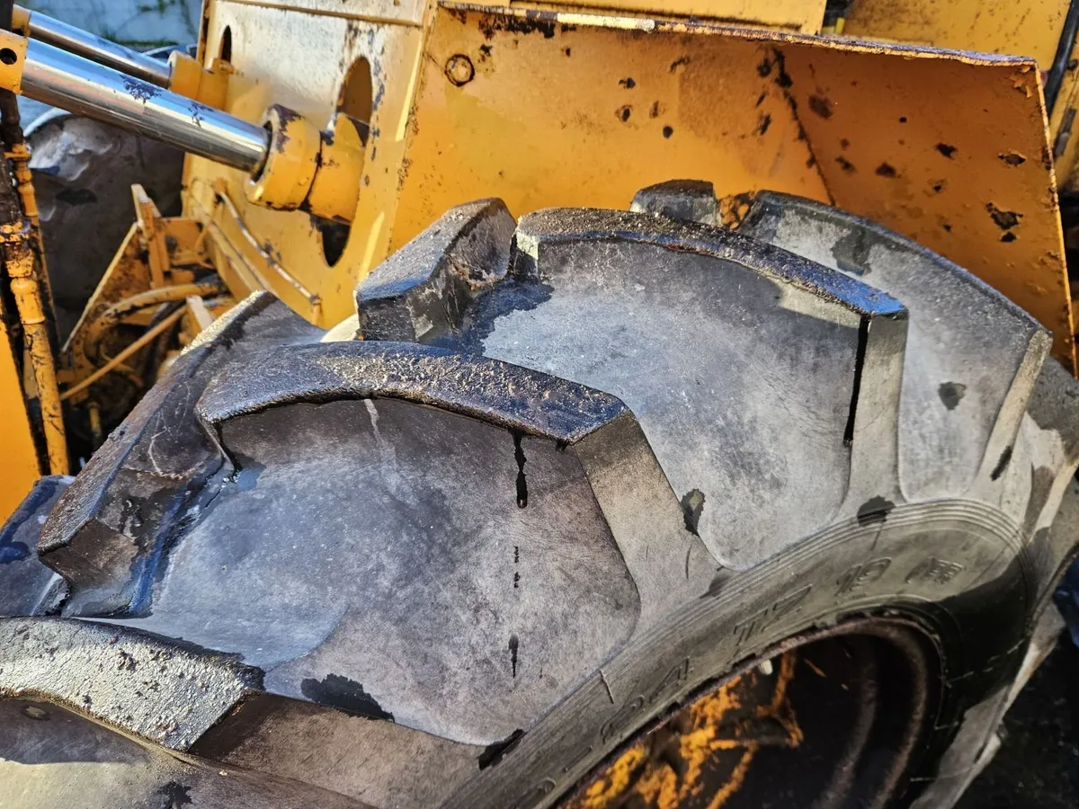 Bonser LS45 Rough Terrain Forklift - Image 4