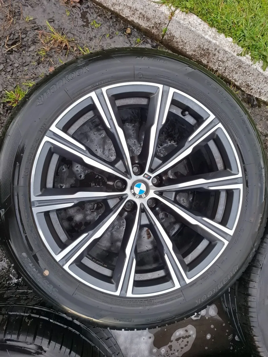 20" Genuine Bmw X5 G05 M Sport Alloys with tyres - Image 4
