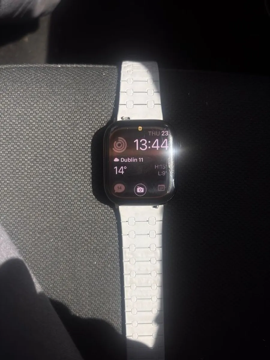 apple watch series 10 - Image 1