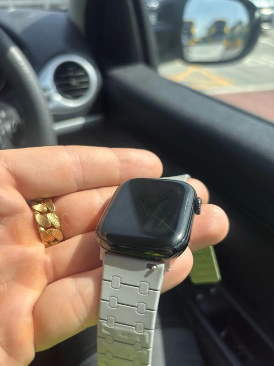 apple watch series 10 - Image 3