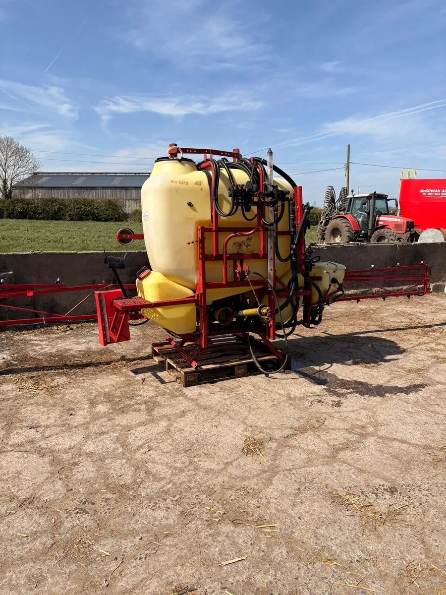 Hardi sprayer - Image 1