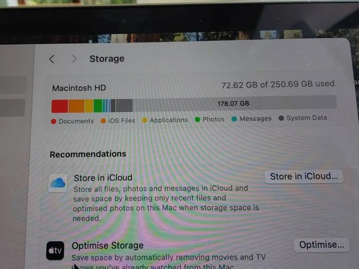 MacBook Air - Image 2