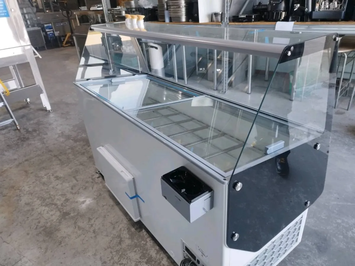 Soft scoop ice cream freezer - Image 2