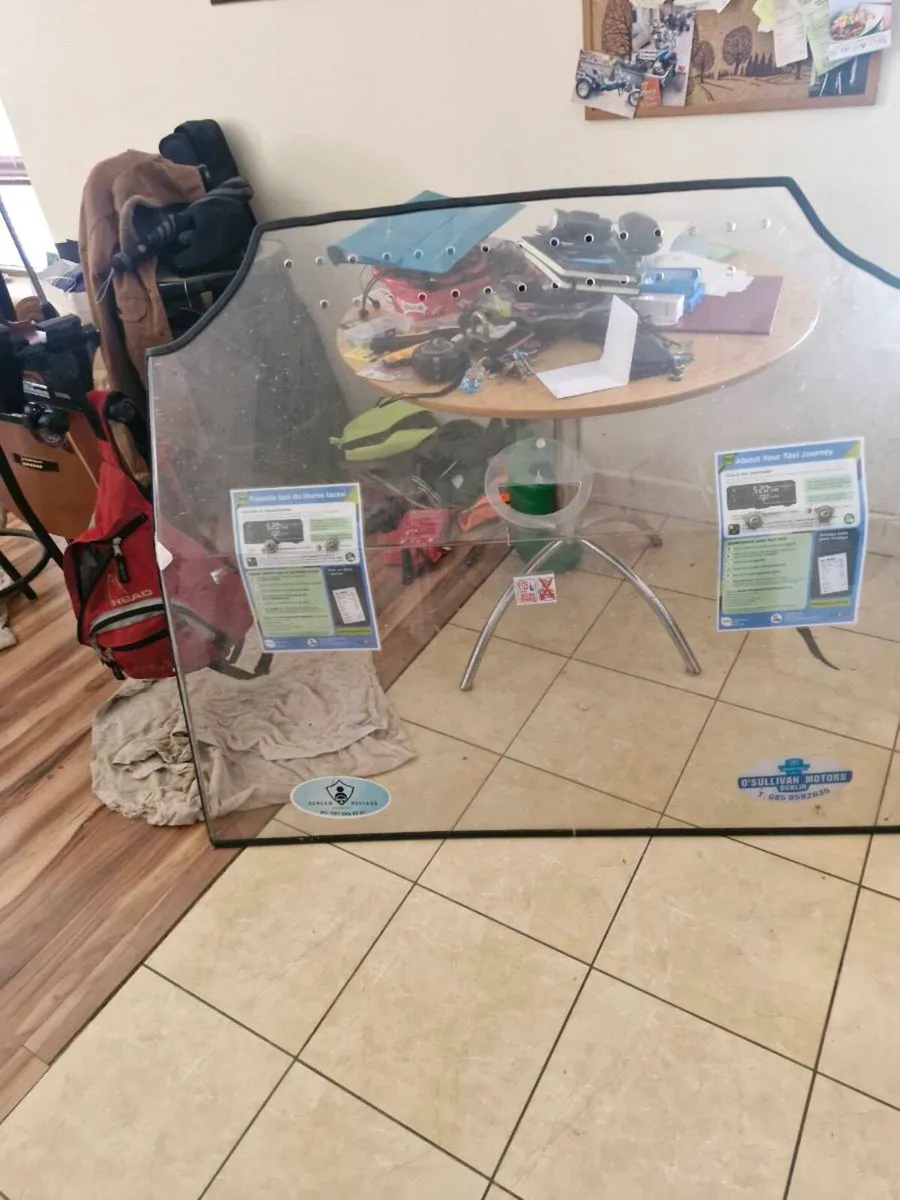 Safety screen - Image 1
