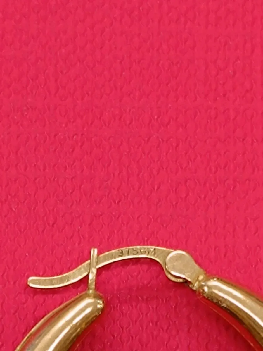 9k Yellow Gold Vintage Claddagh Hoops Earrings - Image 4