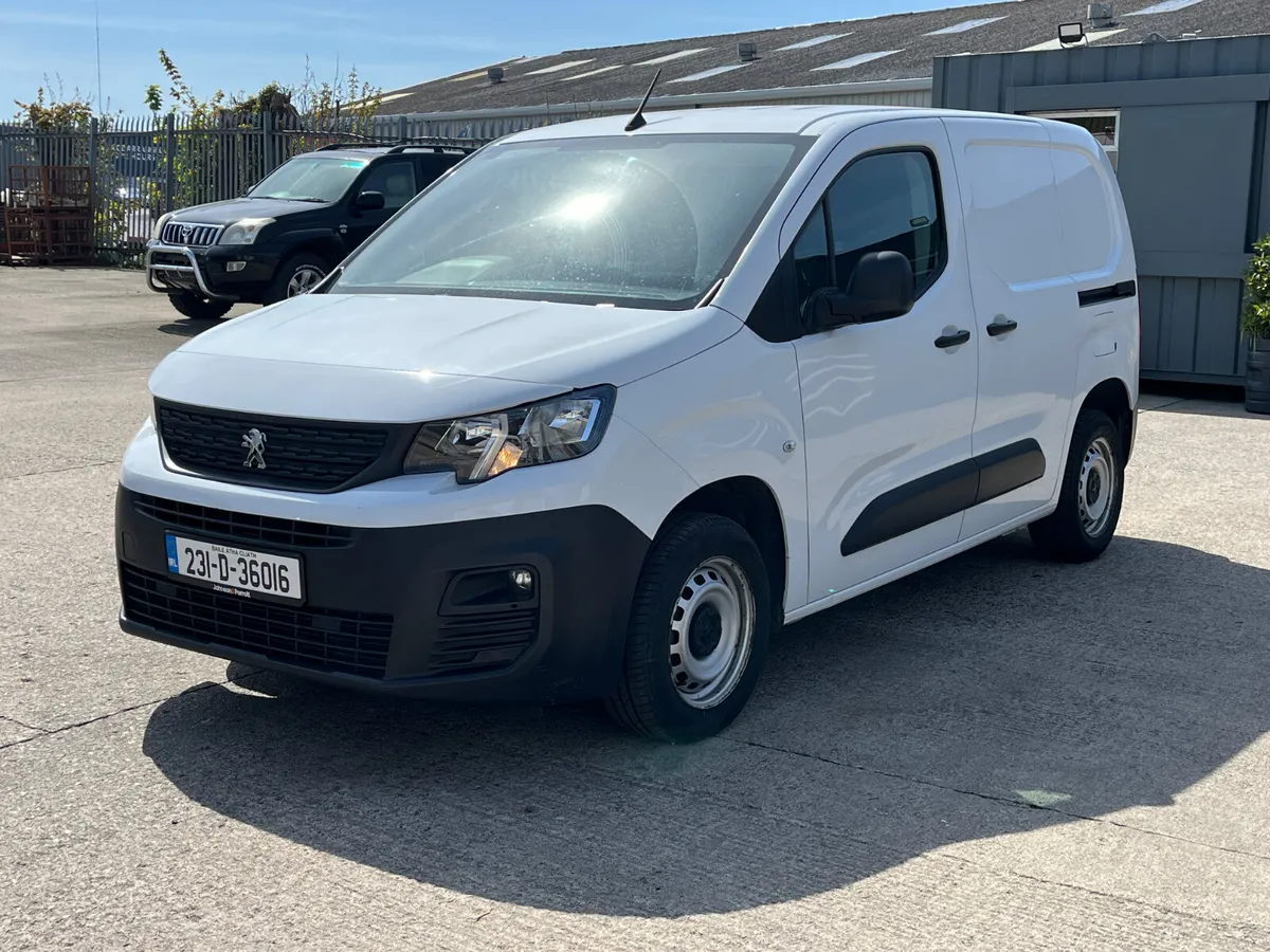 2023 PEUGEOT PARTNER ACTIVE PLUS. - Image 1