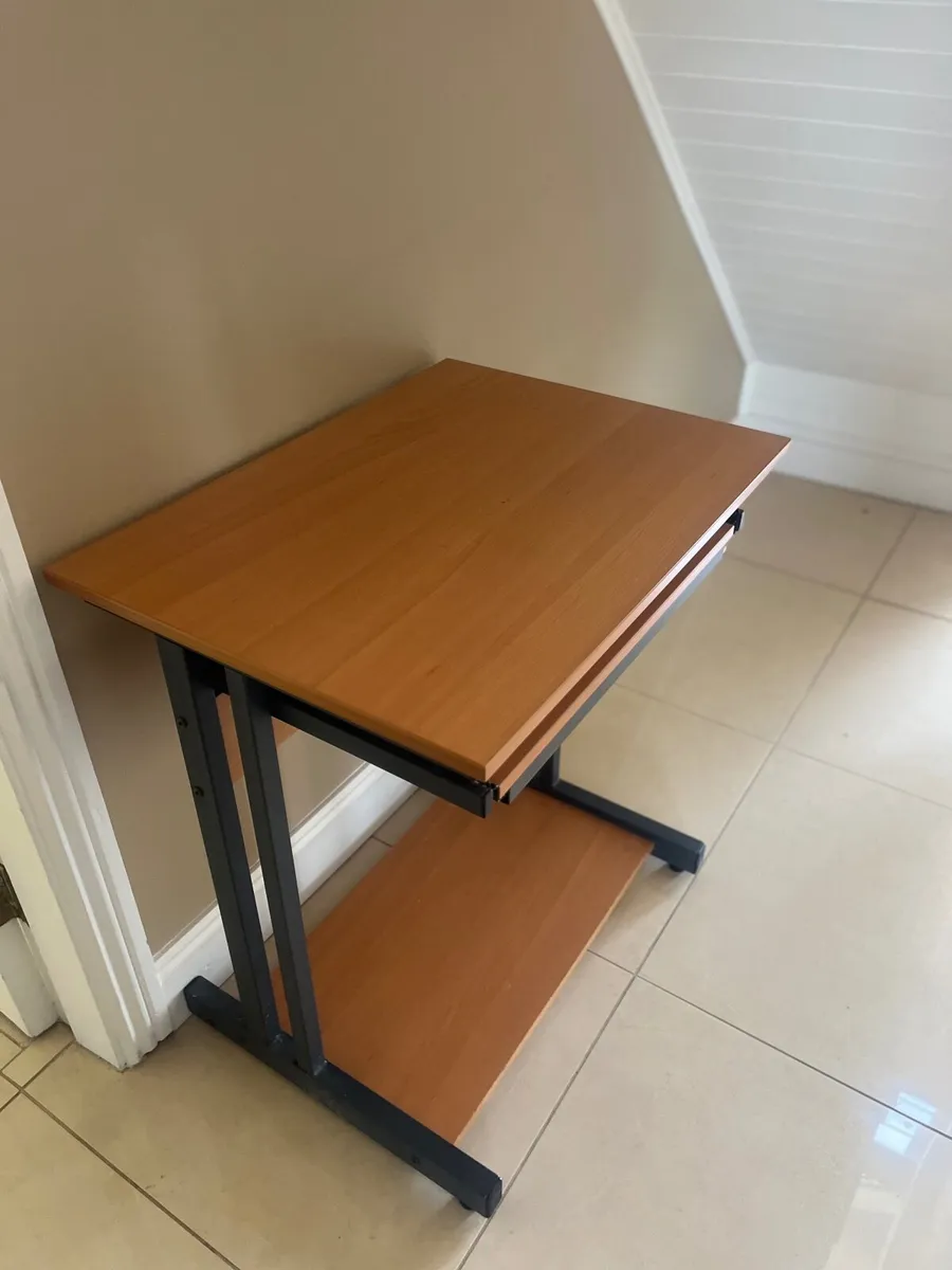 Office desk - Image 2