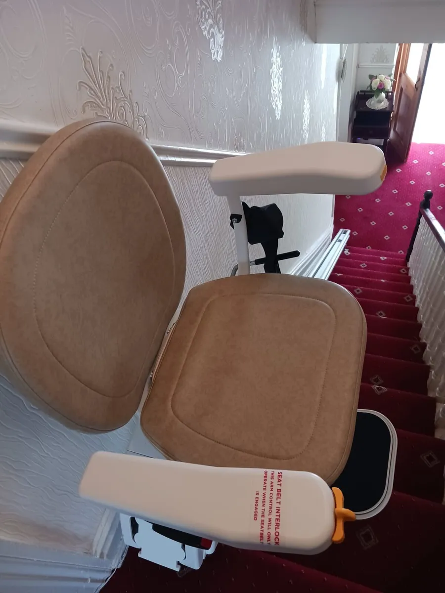 Synergy straight stairlift - Image 3