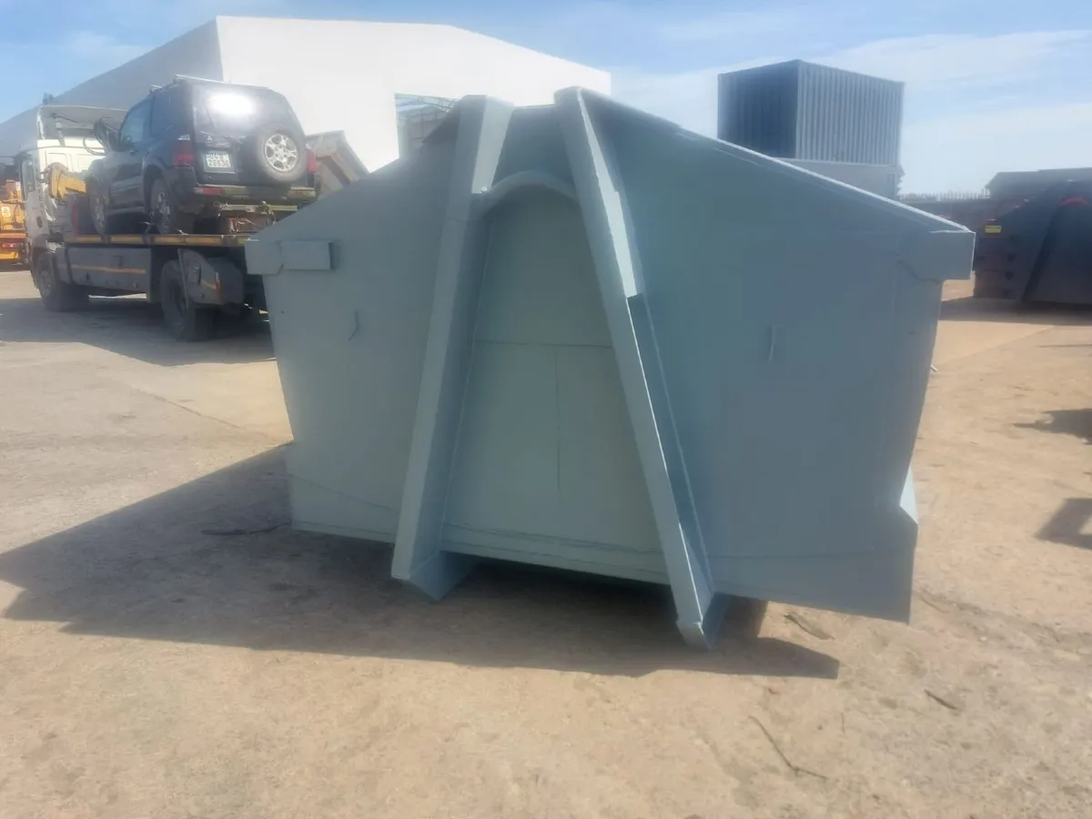 Skips Roll On Roll Off Second Hand - Image 2
