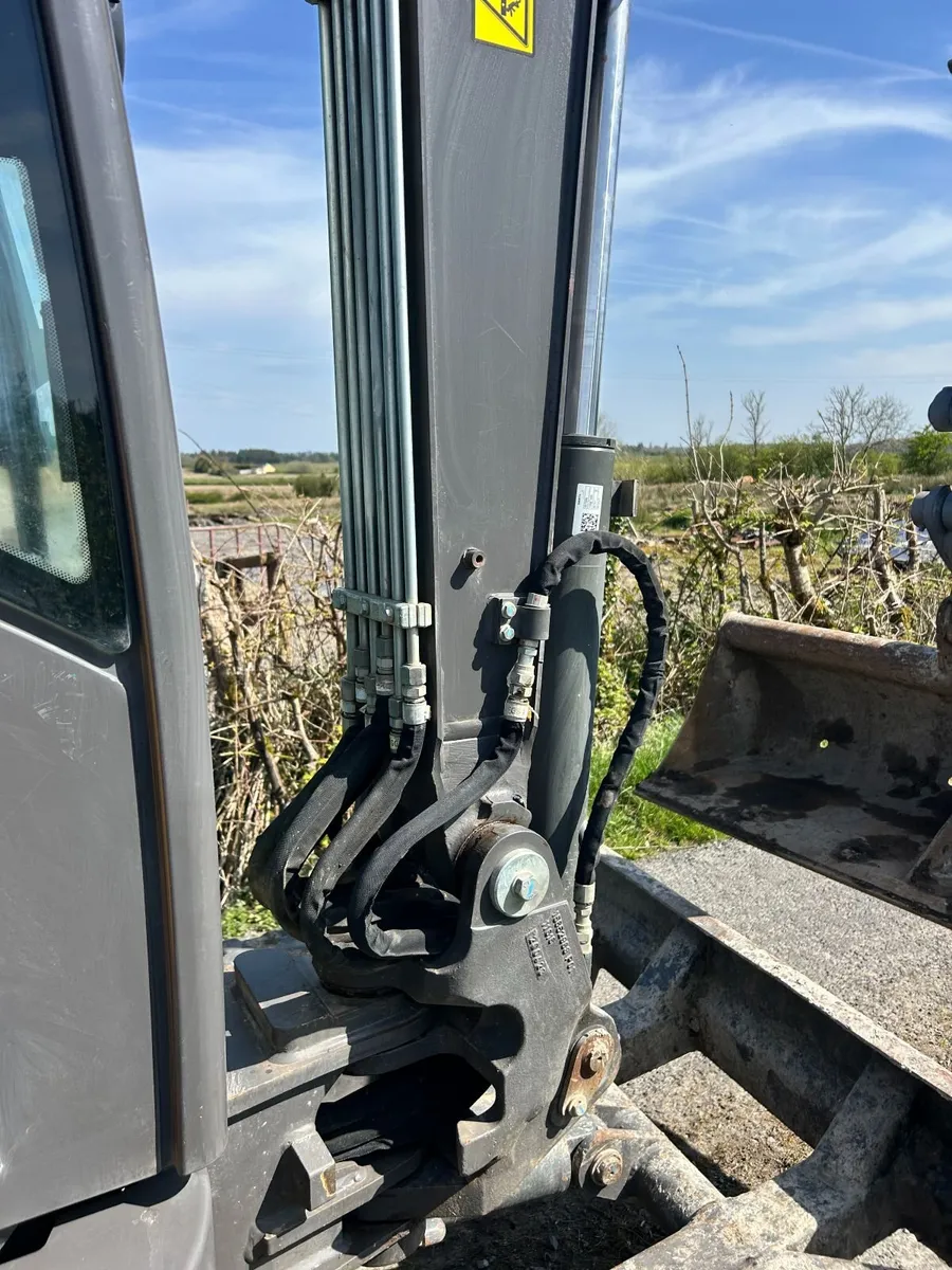 Volvo Digger - Image 4