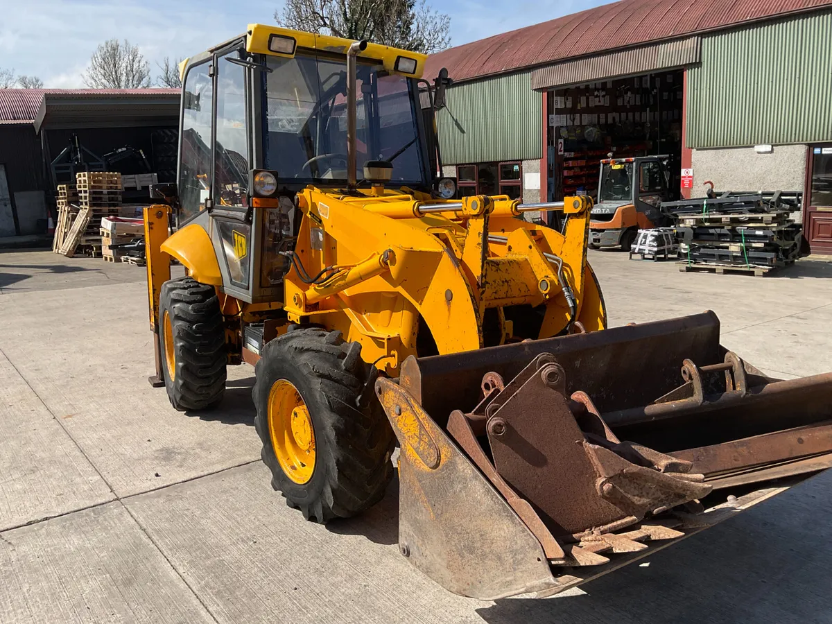 JCB 2CX Backhoe Loader - Image 4