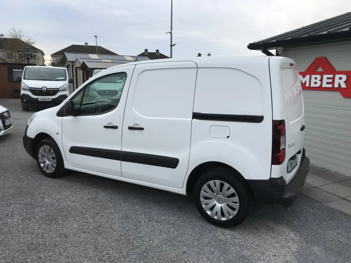 2018 Citroen Berlingo Turbo Diesel - Image 2