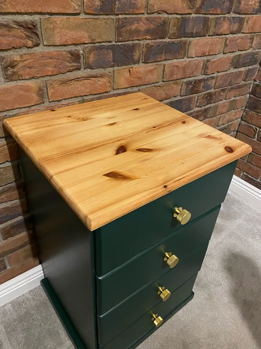 Bedside table / locker refurbished solid wood - Image 4