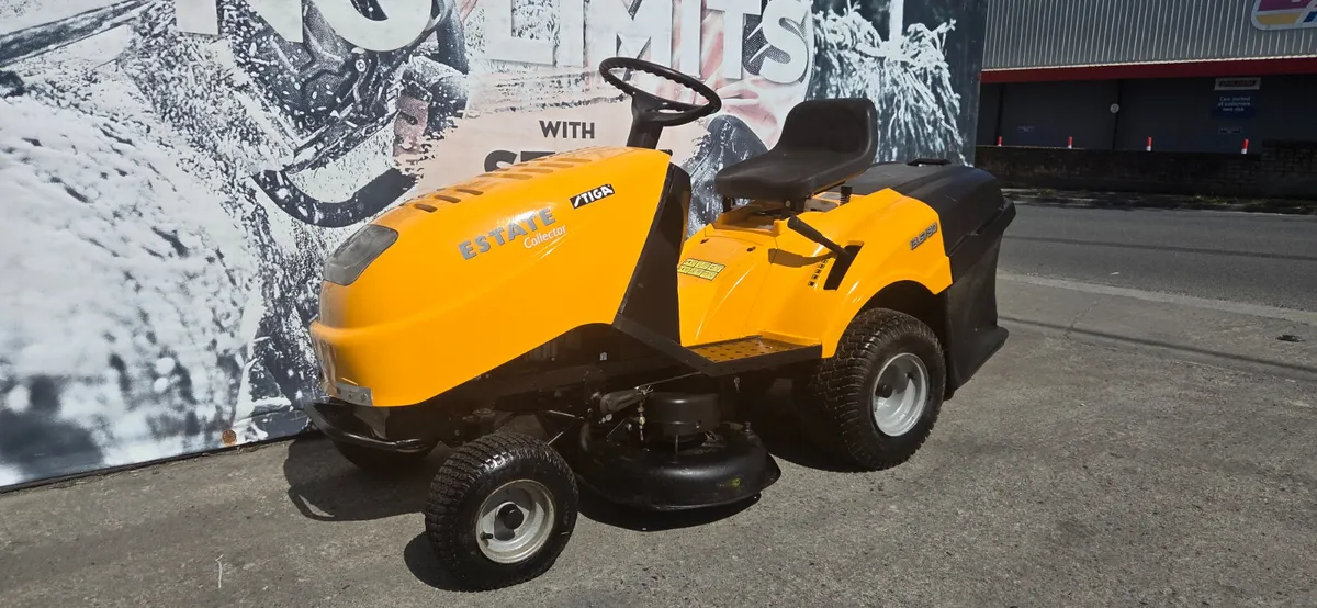 STIGA 13.5hp 36" Ride on Mower - Image 1