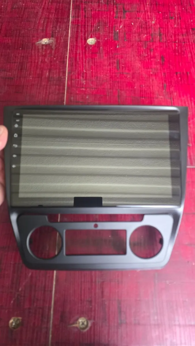 10" Skoda Yeti Radio & Reversing Camera - Image 2