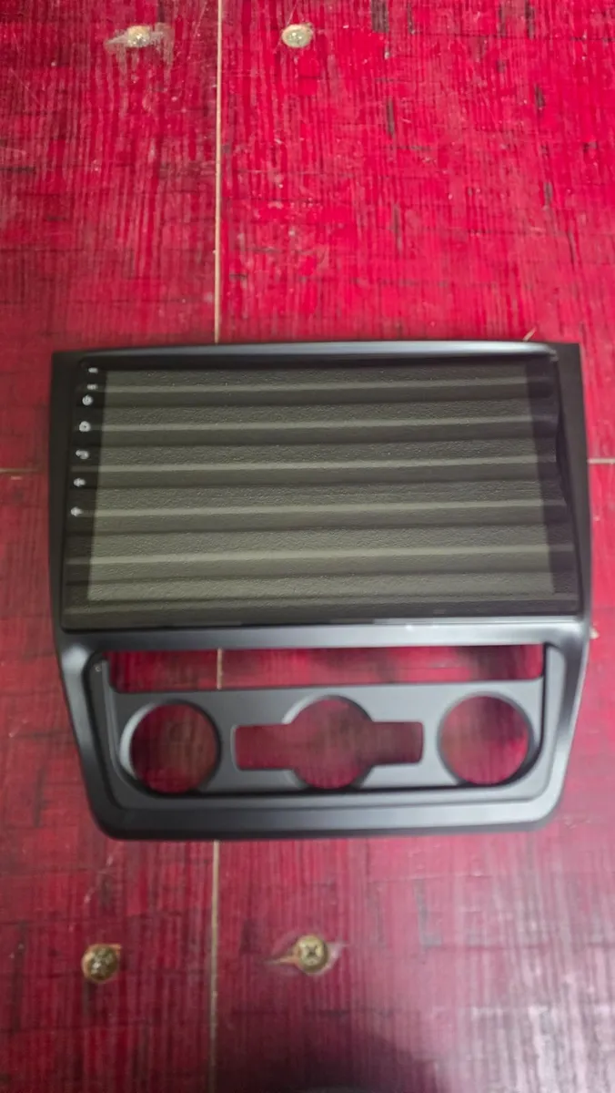 10" Skoda Yeti Radio & Reversing Camera - Image 4