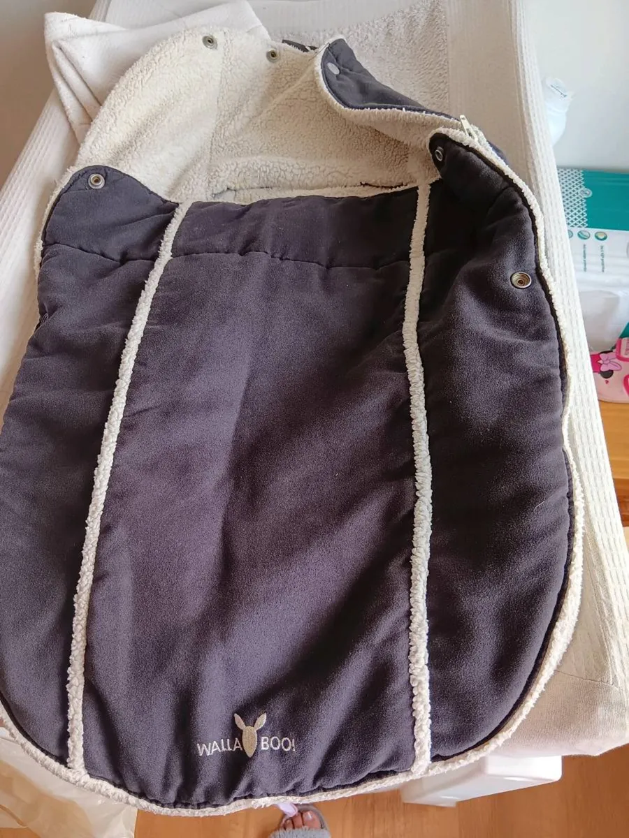 Car seat foot muff - Image 1