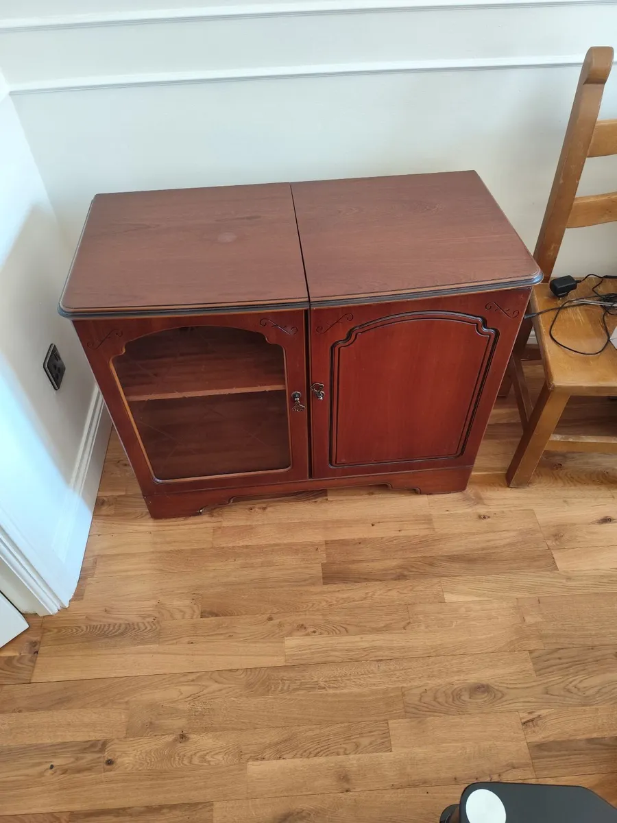 Multimedia cabinet - Image 3