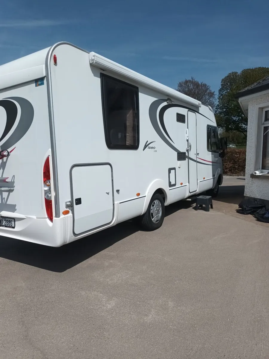 Camper Van - Image 1