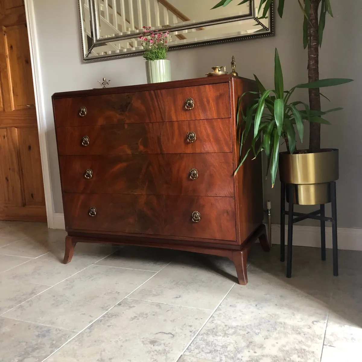Vintage chest of drawers - Image 1